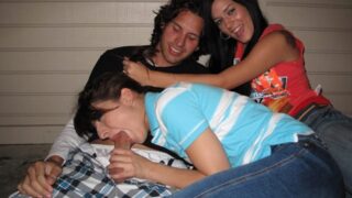 Ex sucia es follada mientras sus amigos miran y filman