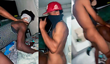 La morena singando delante de un grupo de gente