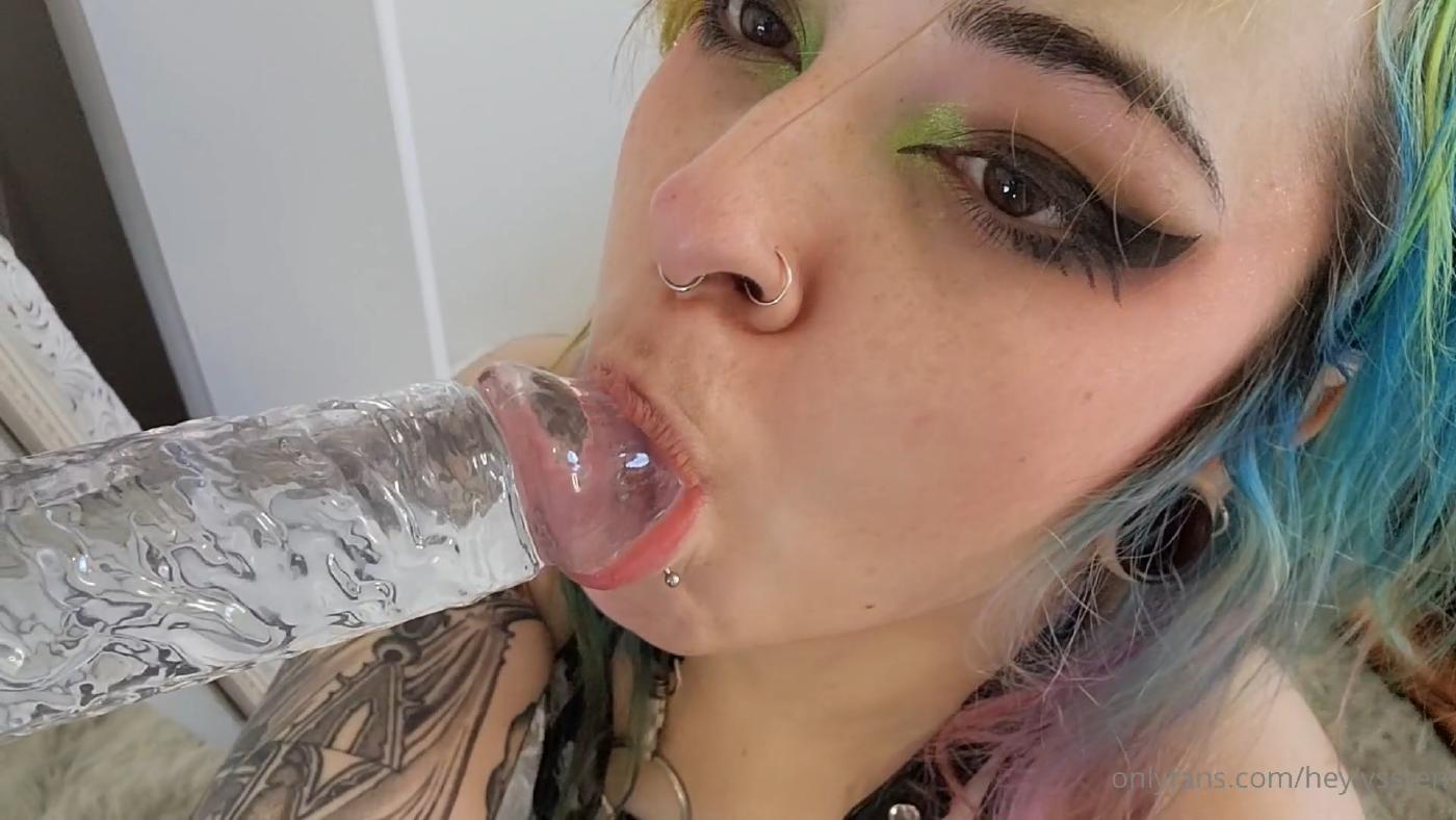 Heylyssten BlowJob Dildo Maid Lingerie Only Fans Video